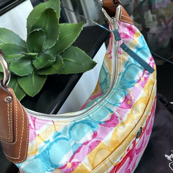 Coach Multicolor Signature Hobo Bag - Picture 4 of 11